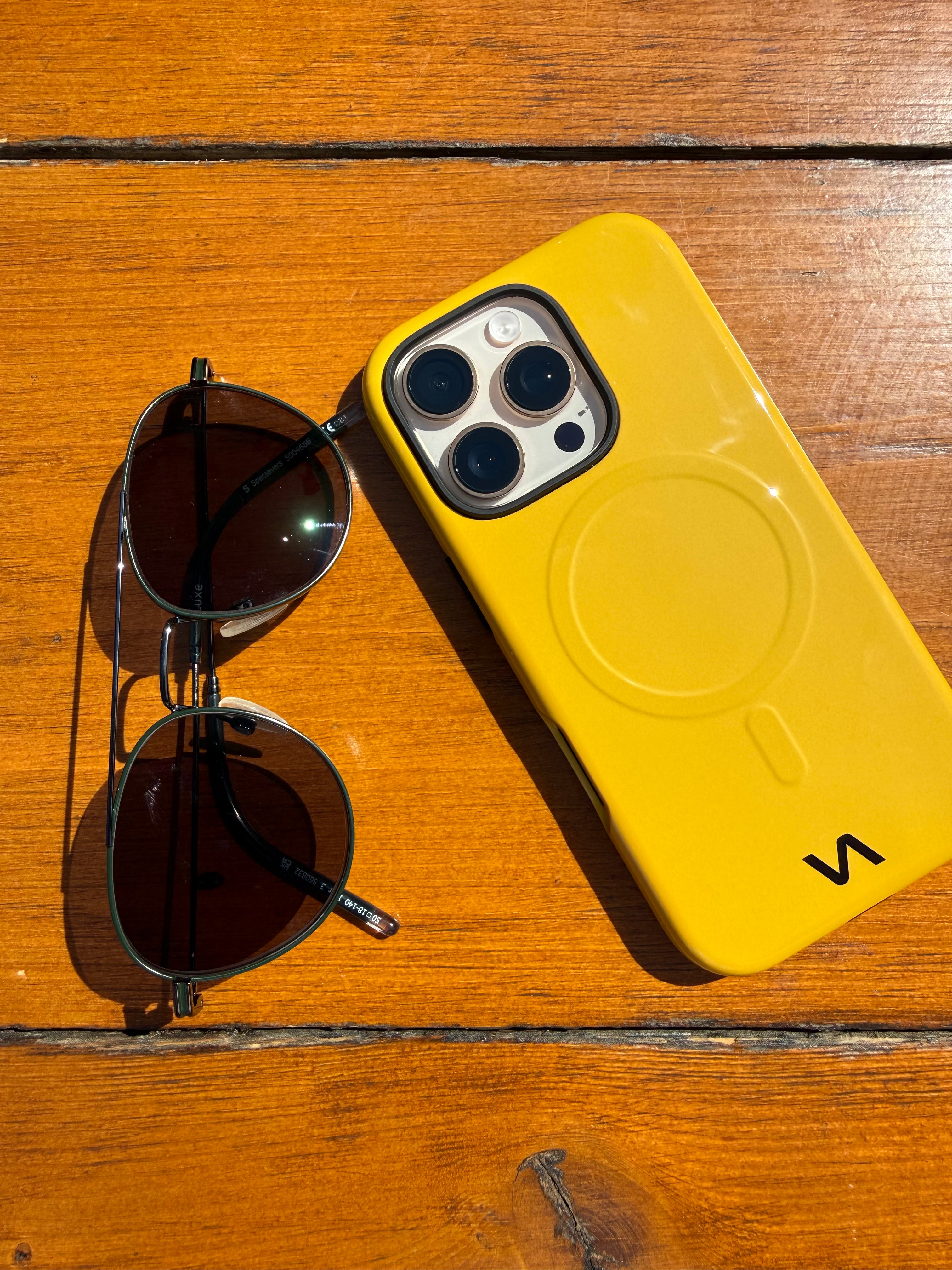 Gold Slim MagSafe iPhone Case – VitaAurea