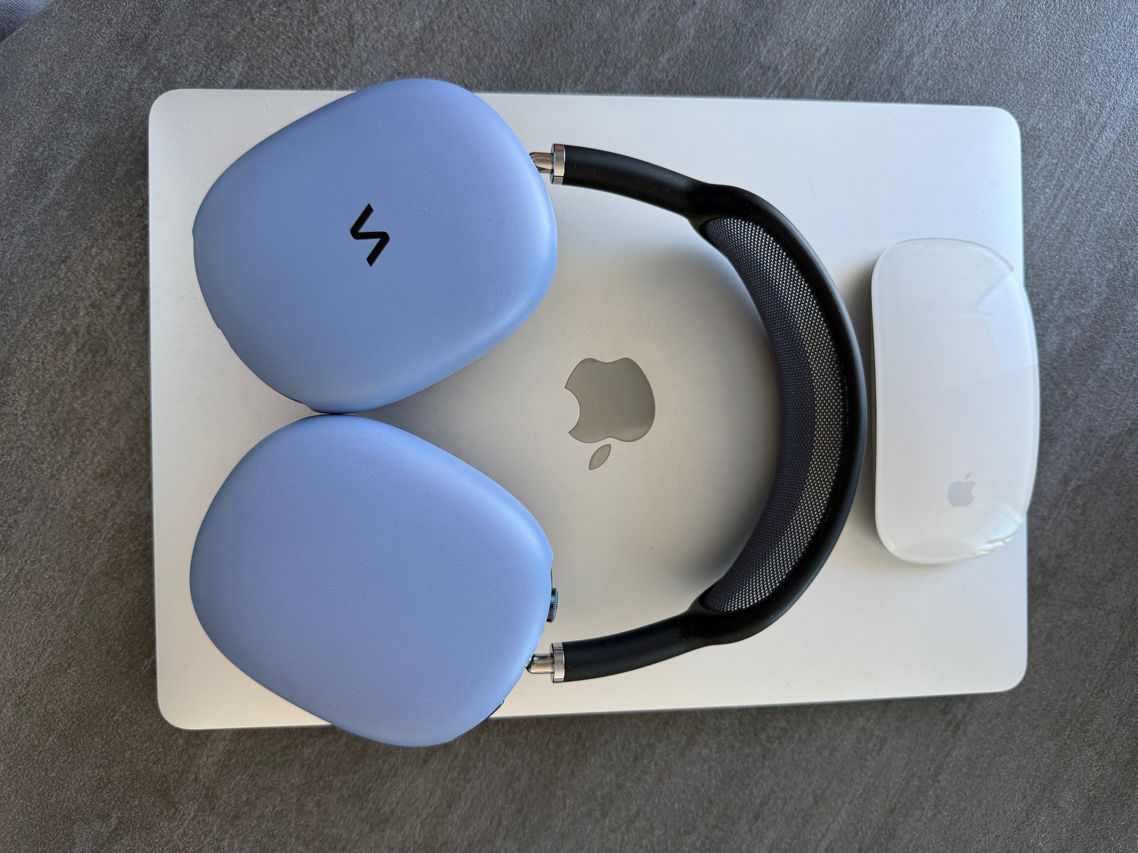 Steel Mist AirPods Max Ear Cup Covers – VitaAurea